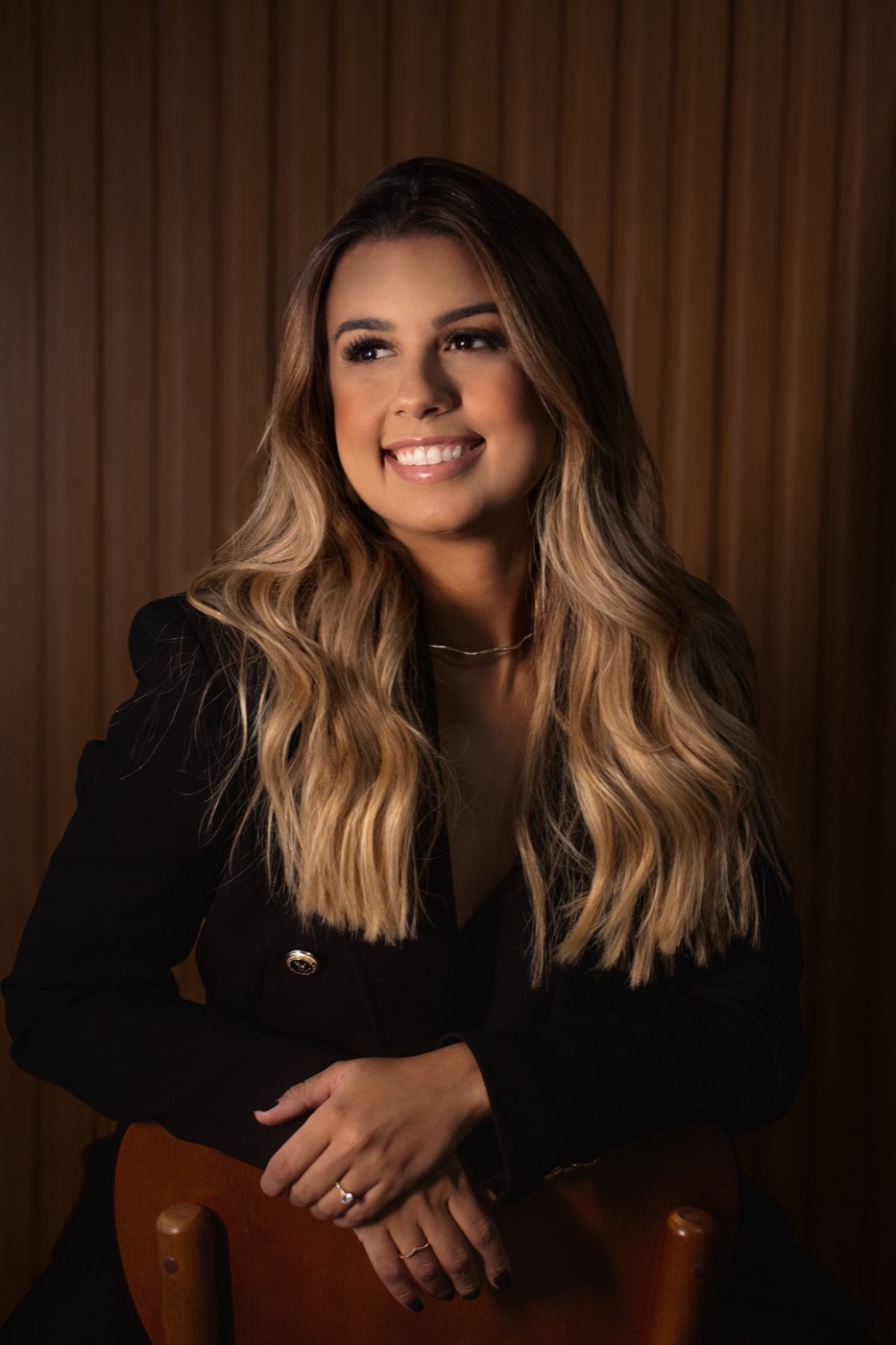 Letícia Mantovani no atelier